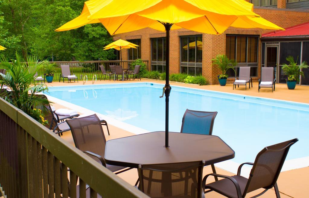 Hotel Wyndham Garden Williamsburg Busch Gardens Area Esterno foto