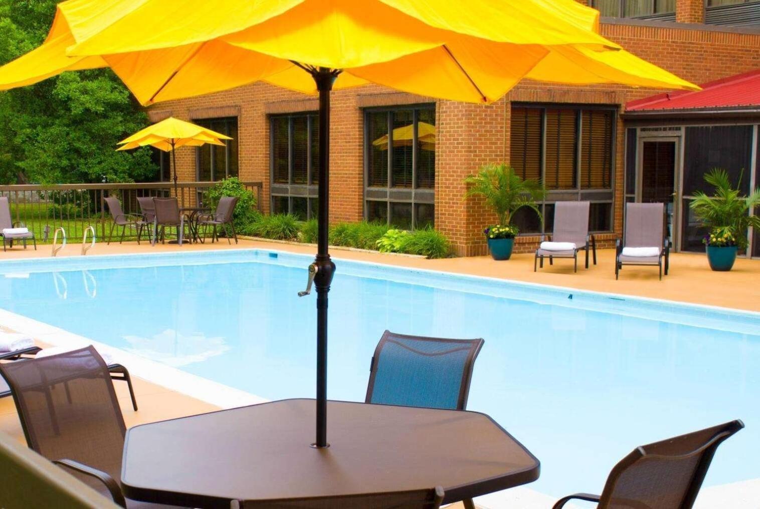 Hotel Wyndham Garden Williamsburg Busch Gardens Area Esterno foto